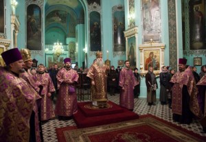 Всенощное бдение в храме в честь Сошествия Святого Духа г.Саратова