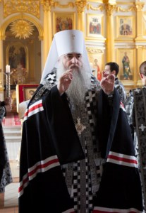 Царские часы на Архиерейском подворье — храме во имя святого апостола и евангелиста Иоанна Богослова при Саратовской православной духовной семинарии
