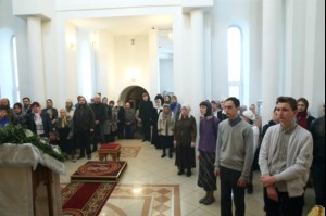 Божественная литургия в храме во имя святого равноапостольного великого князя Владимира г. Саратова