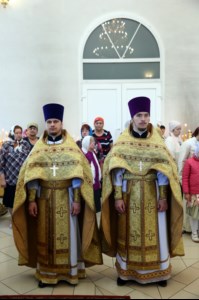 Божественная литургия в храме святых первоверховных апостолов Петра и Павла г. Красноармейска
