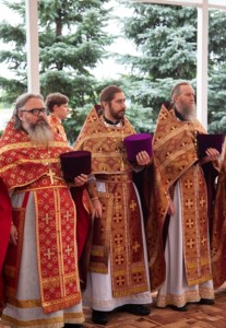 Божественная литургия в Вавиловом Доле
