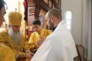 Божественная литургия в храме в честь Нерукотворного Образа Спасителя г. Саратова