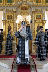 Литургия Преждеосвященных Даров в Свято-Троицком кафедральном соборе г. Вольска