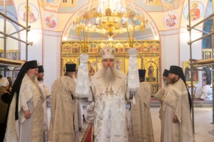 Божественная литургия в Свято-Никольском мужском монастыре г. Саратова