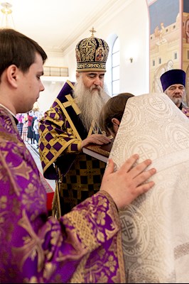 Божественная литургия в Свято-Никольском мужском монастыре г. Саратова