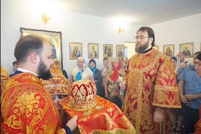Митрополит Игнатий совершил Великое освящение храма Архангела Михаила с. Курдюм и первую Божественную литургию в новоосвященном храме
