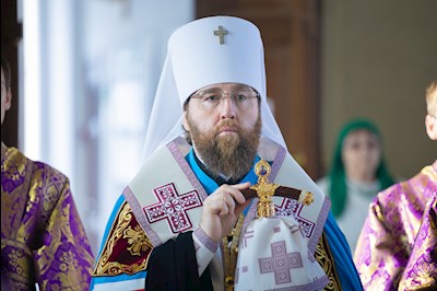 Митрополит Игнатий совершил всенощное бдение с чином выноса Креста в Свято-Троицком кафедральном соборе г. Вольска