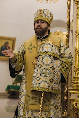 Архиереи Саратовской митрополии совершили Божественную литургию в соборном храме святого благоверного князя Александра Невского г. Ртищево