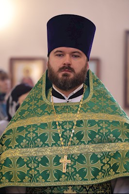 Митрополит Игнатий совершил Литургию Преждеосвященных Даров в храме в честь иконы Божией Матери «Всех скорбящих Радость» г. Саратова