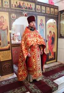 Божественная литургия в храме во имя святого апостола и евангелиста Иоанна Богослова г.Саратова