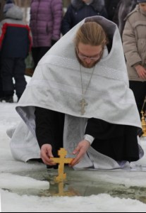 На Волге в селе Пристанное совершен чин Великого освящения воды