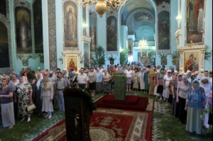 Божественная литургия в храме Сошествия Святого Духа г. Саратова