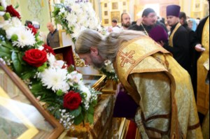 Встреча святых мощей святого равноапостольного князя Владимира и Всенощное бдение в храме в честь Покрова Пресвятой Богородицы г.Саратова