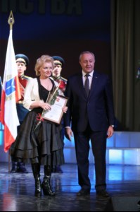 Митрополит Лонгин принял участие в торжественном мероприятии, посвященном Дню народного единства