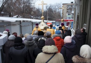 Освящены кресты и купола храма во имя великомученицы Екатерины г. Саратова
