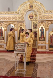 Божественная литургия на Архиерейском подворье — храме святых равноапостольных Кирилла и Мефодия при СГУ