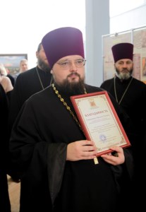 Представитель епархии принял участие в открытии выставки «Чтобы знали и помнили!» в Энгельсском краеведческом музее