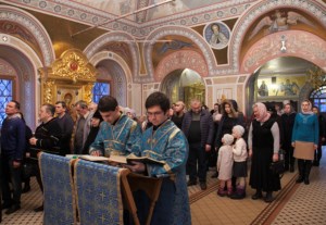Полиелейная утреня в Свято-Троицком кафедральном соборе г.Саратова