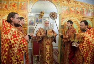 Божественная литургия в храме во имя святой блаженной Матроны Московской п.Красный Октябрь Саратовского района