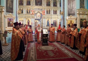 Всенощное бдение в храме в честь Сошествия Святого Духа г.Саратова