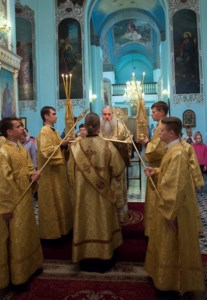 Всенощное бдение в храме в честь Сошествия Святого Духа г.Саратова