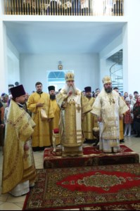 Божественная литургия в храме святых первоверховных апостолов Петра и Павла г. Красноармейска