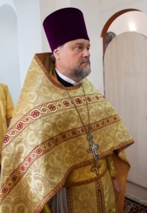 Божественная литургия в храме святых первоверховных апостолов Петра и Павла г. Красноармейска