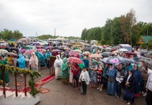 Божественная литургия в Вавиловом Доле