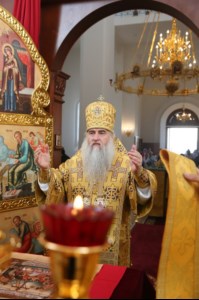 Божественная литургия в храме в честь Нерукотворного Образа Спасителя г. Саратова
