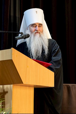 Митрополит Лонгин принял участие в пленарном заседании Покровских образовательных чтений