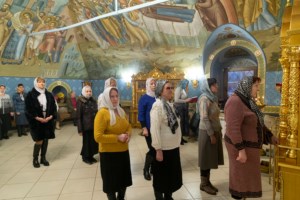 Митрополит Лонгин совершил чин Великого освящения воды