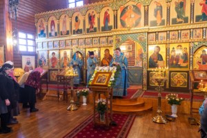 Божественная литургия в храме в честь Сретения Господня г.Саратова