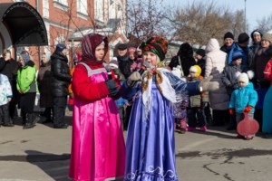 На территории Покровского храма г. Саратова прошел зимний праздник