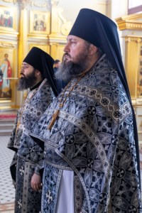 Литургия Преждеосвященных Даров на Архиерейском подворье — в храме во имя святого апостола и евангелиста Иоанна Богослова при СПДС