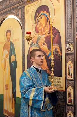 Божественная литургия в храме в честь Владимирской иконы Божией Матери с. Багаевка