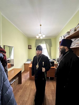 Митрополит Игнатий посетил кафедральный собор в Вольске