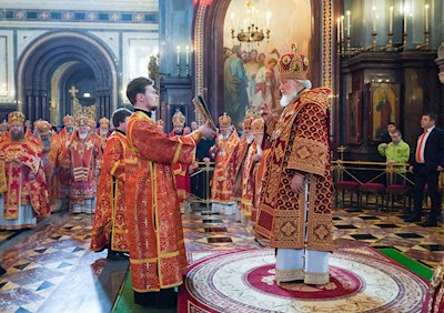 Митрополит Игнатий принял участие в Божественной литургии и торжествах в день тезоименитства Святейшего Патриарха Кирилла