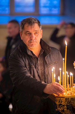 Митрополит Игнатий совершил Божественную литургию и молебен на новый год в Покровском соборе г. Саратова
