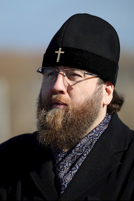 Митрополит Игнатий осмотрел строящиеся храмы Покровска