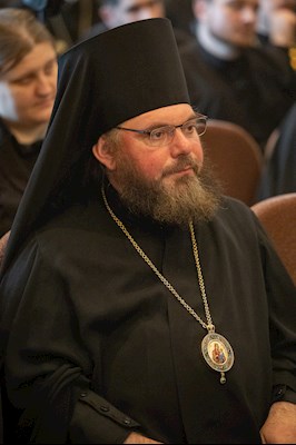 Митрополит Игнатий вручил дипломы выпускникам СПДС