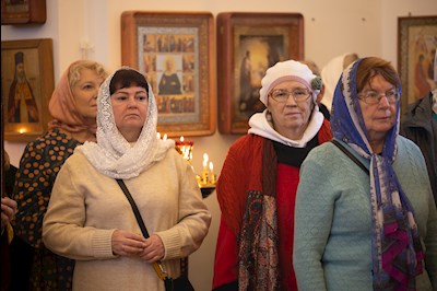 Митрополит Игнатий совершил Божественную литургию в Свято-Никольском храме с. Октябрьский Городок