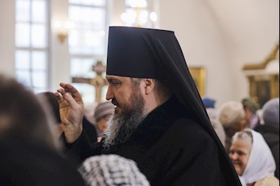 Архиереи Саратовской митрополии совершили Божественную литургию в соборном храме святого благоверного князя Александра Невского г. Ртищево