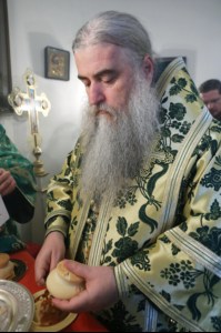 Божественная литургия в храме во имя преподобного Сергия Радонежского поселок Юбилейный г.Саратова