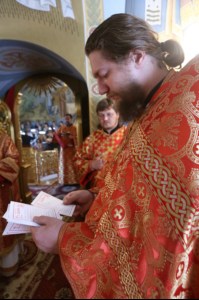 Крещальная Литургия в Свято-Троицком соборе Саратова