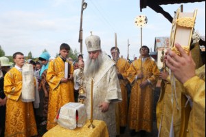 Чин Великого освящения и Божественная литургия в храме святого пророка Илии в селе Липовка Базарно-Карабулакского района