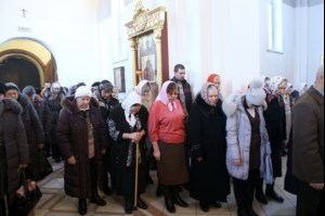 Божественная литургия в храме во имя святого великомученика Георгия Победоносца города Саратова
