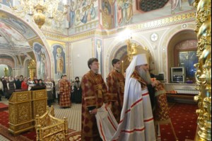 Всенощное бдение в Свято-Троицком кафедральном соборе Саратова