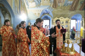Всенощное бдение в Свято-Троицком кафедральном соборе г.Саратова