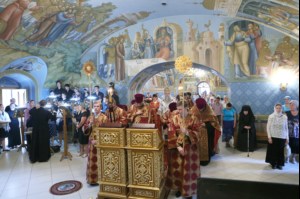 Всенощное бдение в Свято-Троицком кафедральном соборе г. Саратова