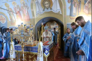 Крещальная литургия в Свято-Троицком кафедральном соборе г. Саратова